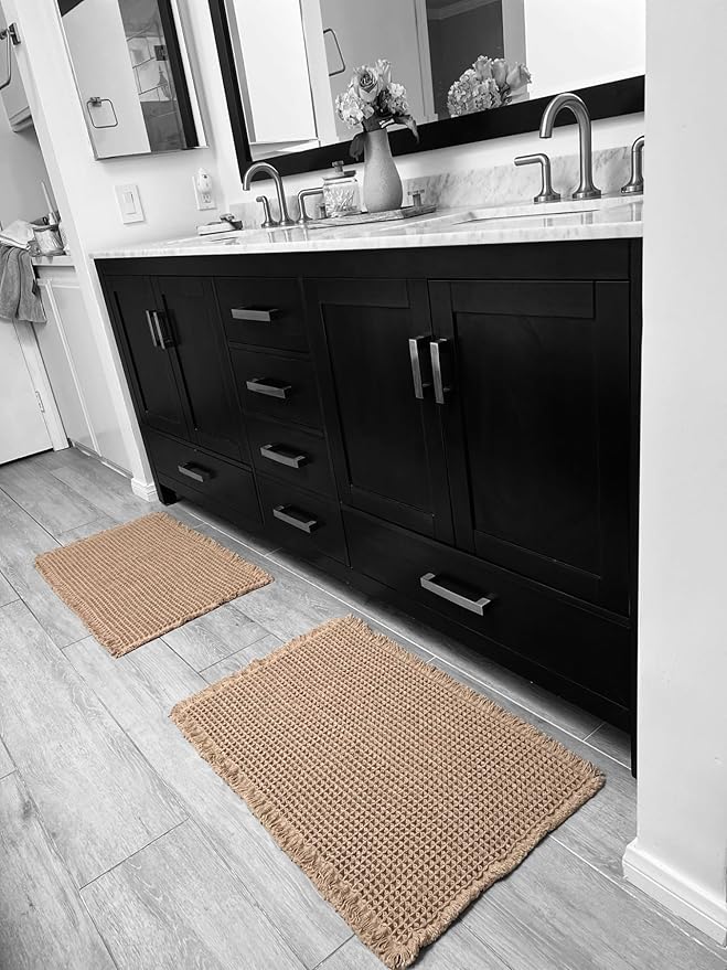 Waffle Bath Mat, Super Absorbent Non-Slip Bath Mats for Bathroom Floor, Machine Washable Bathroom Rugs with Tassels, Rubber Backed Bathroom Mats, Ultra Soft.(Brown, 24"X36")